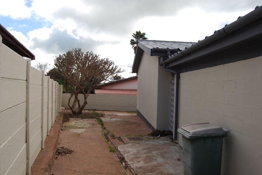 To Let commercial Property for Rent in Vredenburg Western Cape